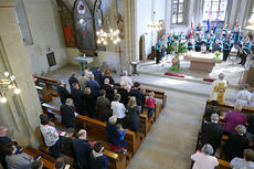 Festgottesdienst für die Kommunionjubilare an Ostermontag (Foto: Karl-Franz Thiede)